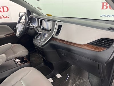2016 Toyota Sienna Limited Premium 7 Passenger
