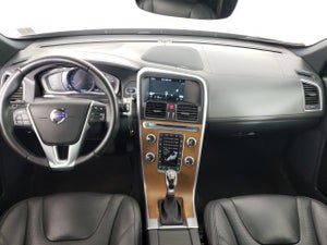 2016 Volvo XC60 T6 Drive-E