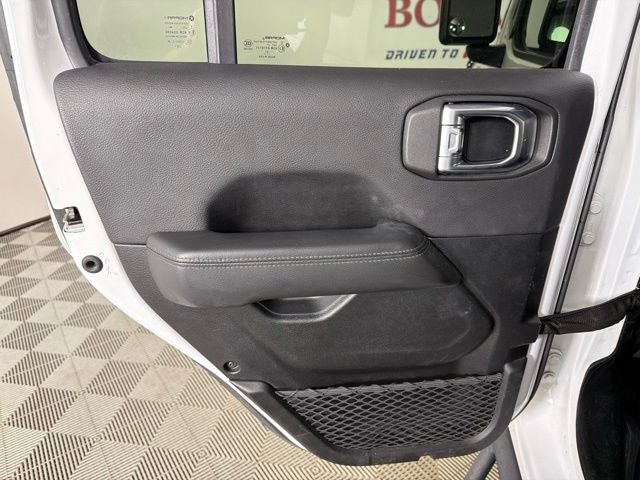 2021 Jeep Wrangler Unlimited Sahara Altitude