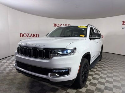 2023 Jeep Wagoneer Base