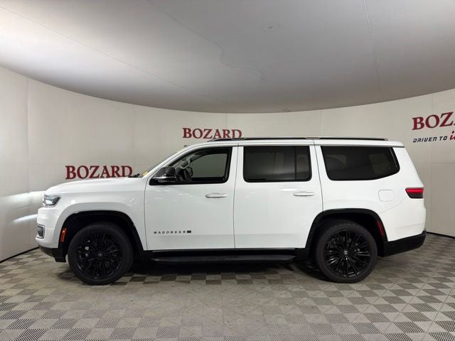 2023 Jeep Wagoneer Base