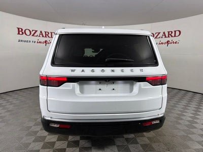 2023 Jeep Wagoneer Base