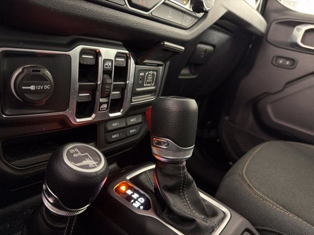 2025 Jeep Gladiator Nighthawk