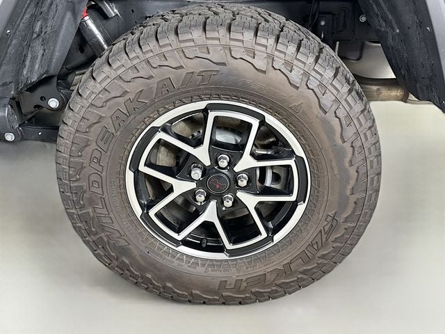 2025 Jeep Gladiator Rubicon w/Rubicon X Package