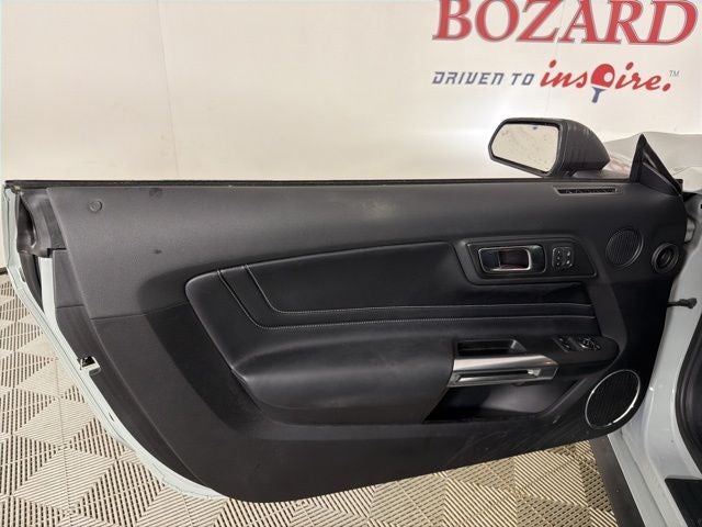 2022 Ford Mustang Mach 1