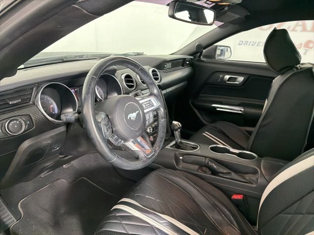 2020 Ford Mustang EcoBoost