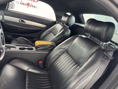 2005 Ford Thunderbird Base