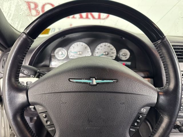 2005 Ford Thunderbird Base