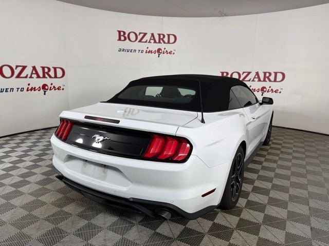 2021 Ford Mustang EcoBoost