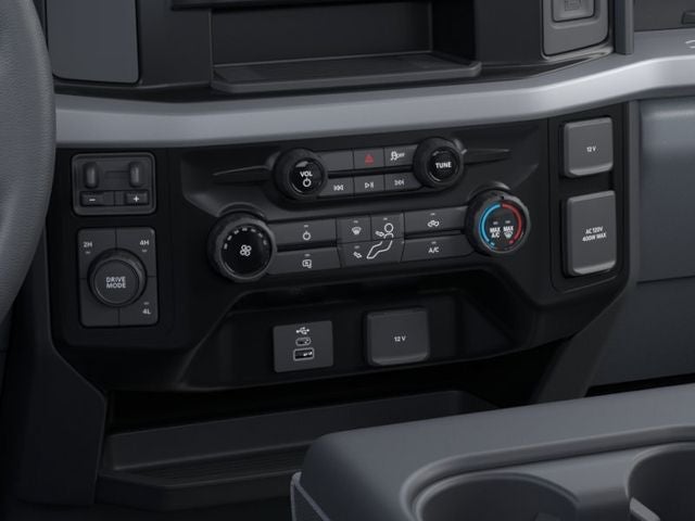 2026 Ford F-600SD XLT 145 WB