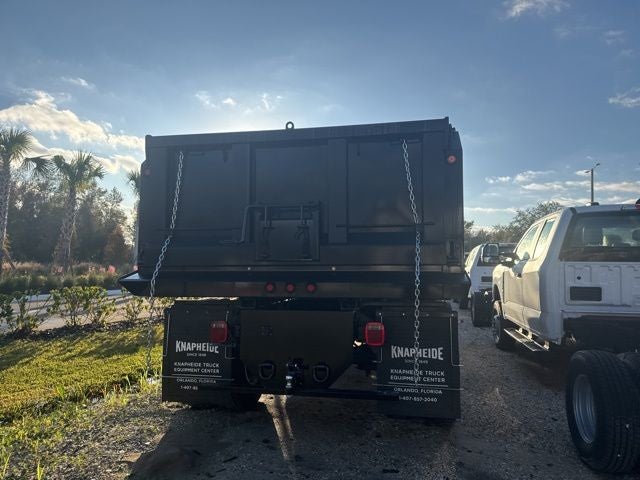 2025 Ford F-750SD Base