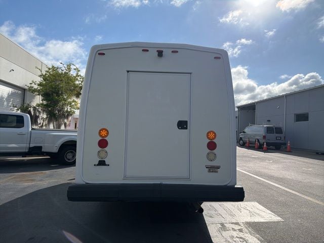 2014 Ford E-450SD Base BUS