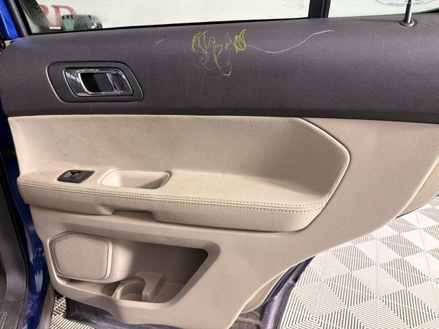 2013 Ford Explorer Base