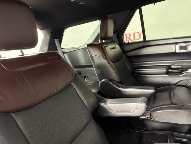 2021 Ford Explorer Platinum