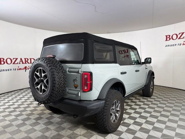2023 Ford Bronco Badlands