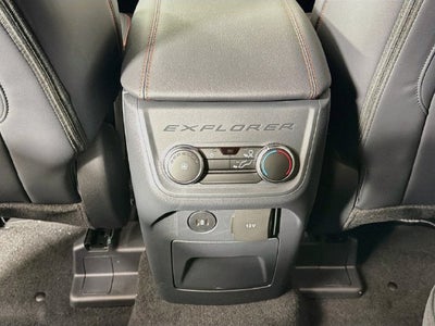 2027 Ford Explorer ST-Line
