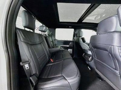 2027 Ford F-250SD Platinum