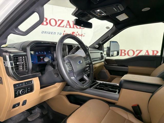 2023 Ford F-350SD Lariat