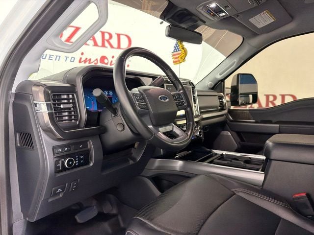 2023 Ford F-350SD Lariat