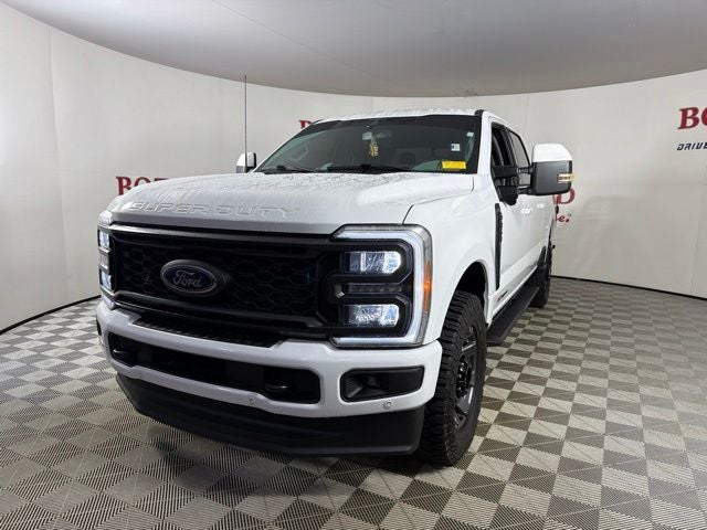 2023 Ford F-350SD Lariat