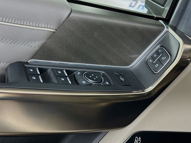 2026 Ford F-350SD Platinum Bozard Built