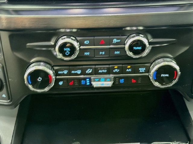 2027 Ford F-350SD Lariat