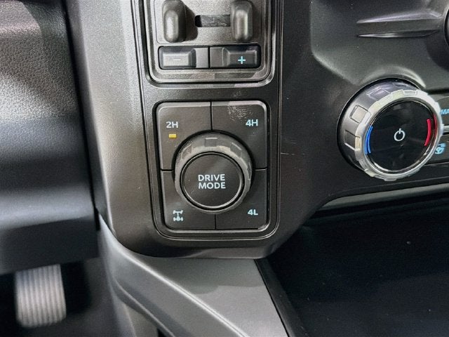 2027 Ford F-350SD Lariat