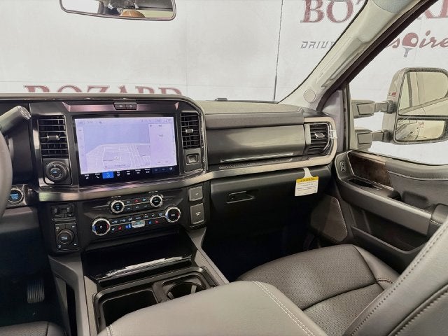 2027 Ford F-350SD Lariat