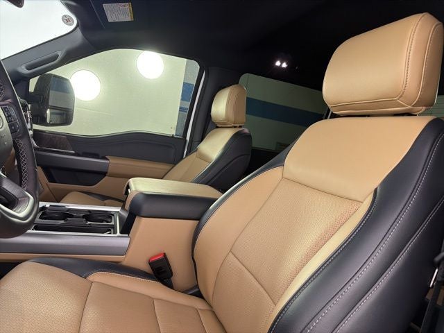 2025 Ford F-350SD Lariat