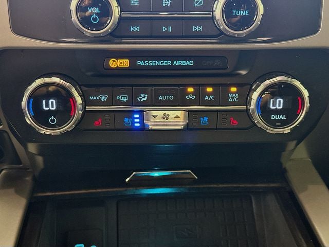 2022 Ford F-350SD Lariat