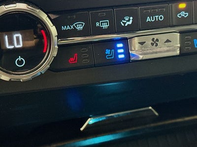 2022 Ford F-350SD Lariat