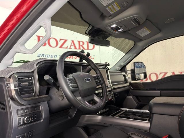 2024 Ford F-350SD Lariat