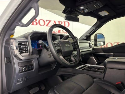 2025 Ford F-350SD Platinum