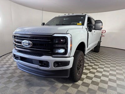 2025 Ford F-350SD Platinum