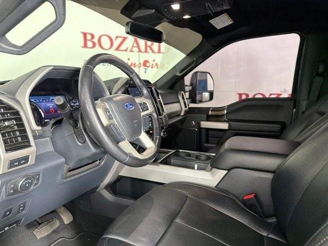 2022 Ford F-350SD Lariat