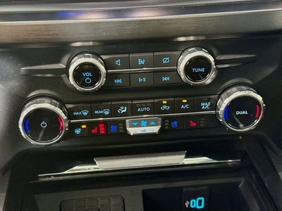 2023 Ford F-350SD Lariat