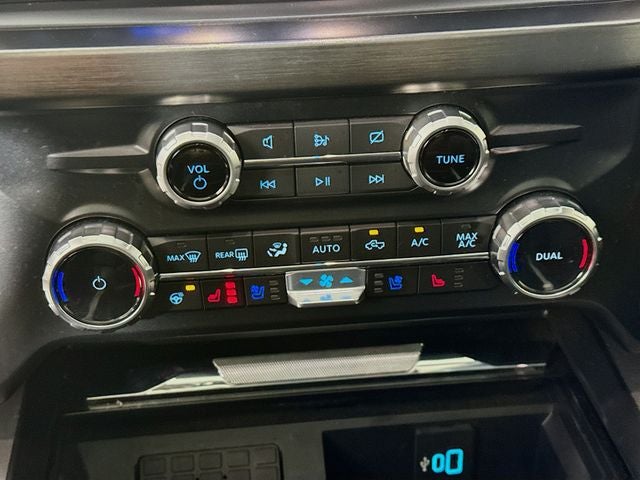 2023 Ford F-350SD Lariat