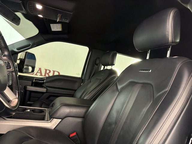 2022 Ford F-350SD Platinum