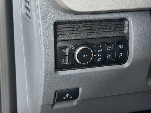2027 Ford F-350SD XLT DRW