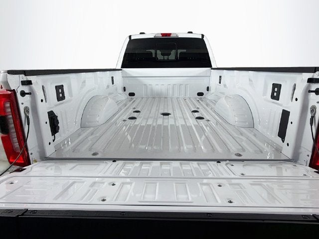 2027 Ford F-350SD XLT DRW