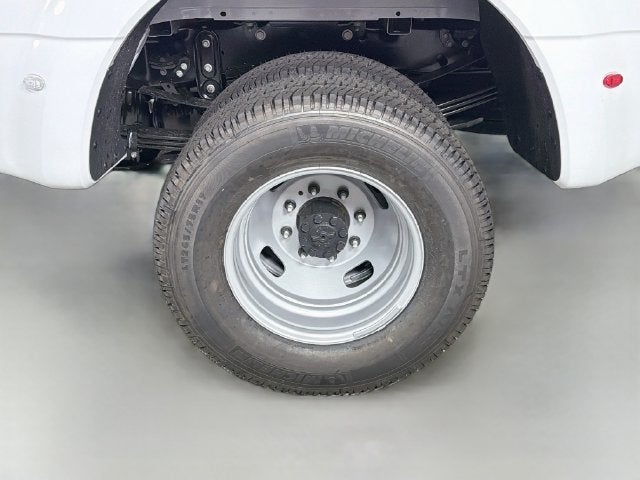 2027 Ford F-350SD XLT DRW