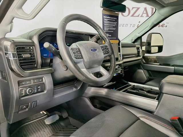 2024 Ford F-350SD Lariat DRW