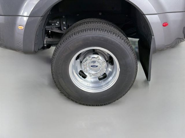 2024 Ford F-350SD Lariat DRW