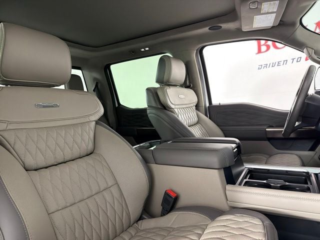 2026 Ford F-450SD Platinum DRW