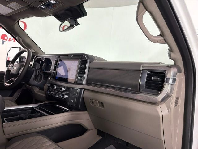 2026 Ford F-450SD Platinum DRW