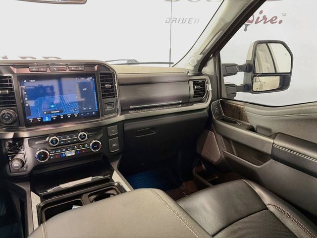 2023 Ford F-450SD Lariat DRW