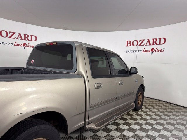 2001 Ford F-150 XLT
