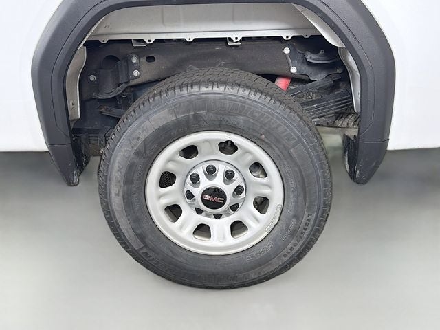 2024 GMC Sierra 2500HD Pro