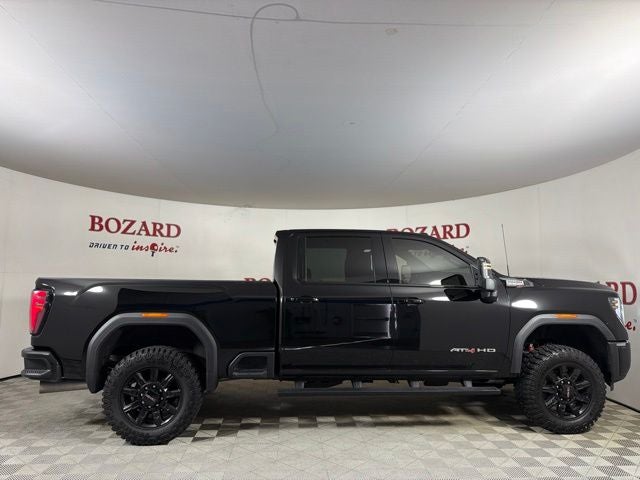 2025 GMC Sierra 2500HD AT4