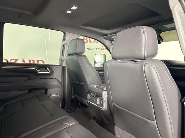 2025 GMC Sierra 3500HD Denali